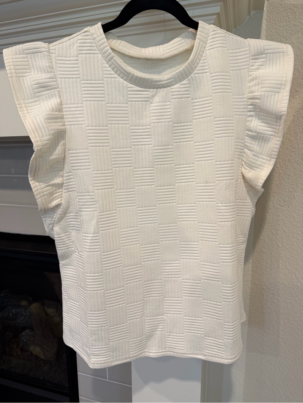 Source Unknown Cream Textured Cap Sleeve Tank